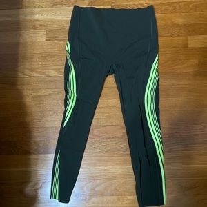 Slimming workout leggings